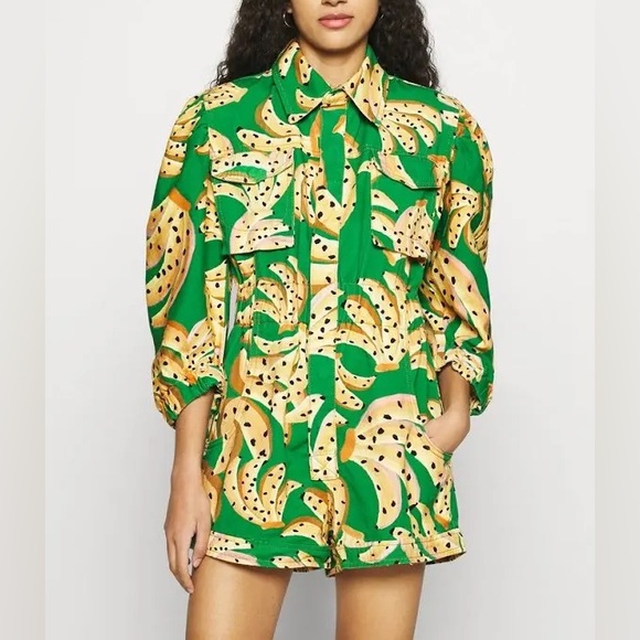 Farm Rio Raining Bananas Green Banana Print Romper. Medium - Picture 1 of 3